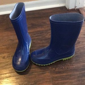 Kids rain boots